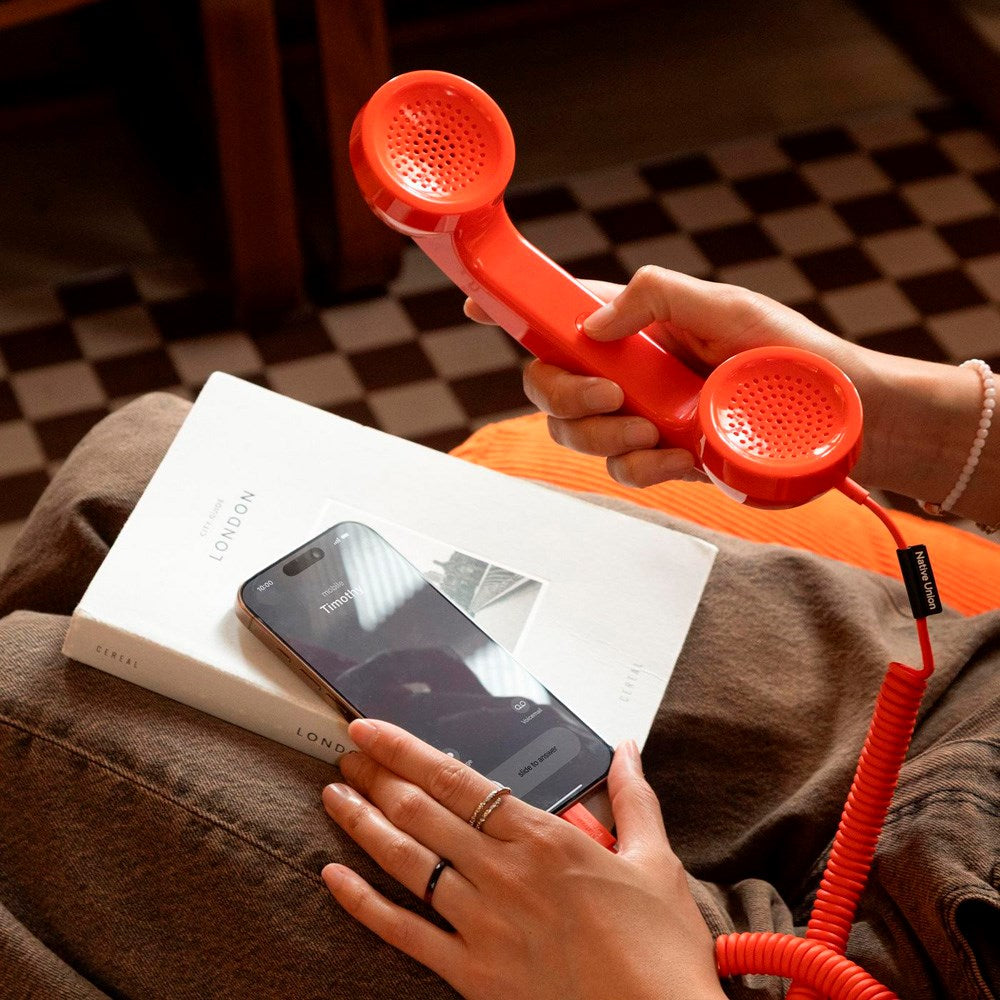 Native Union Pop Phone with USB-C - Alarm Red