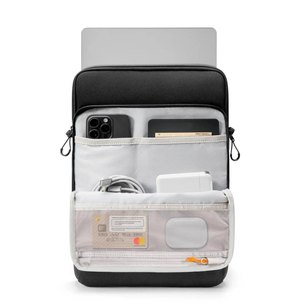 Tech-Protect Defender Universal Laptop Case - 39 x 27 x 4 cm - Black