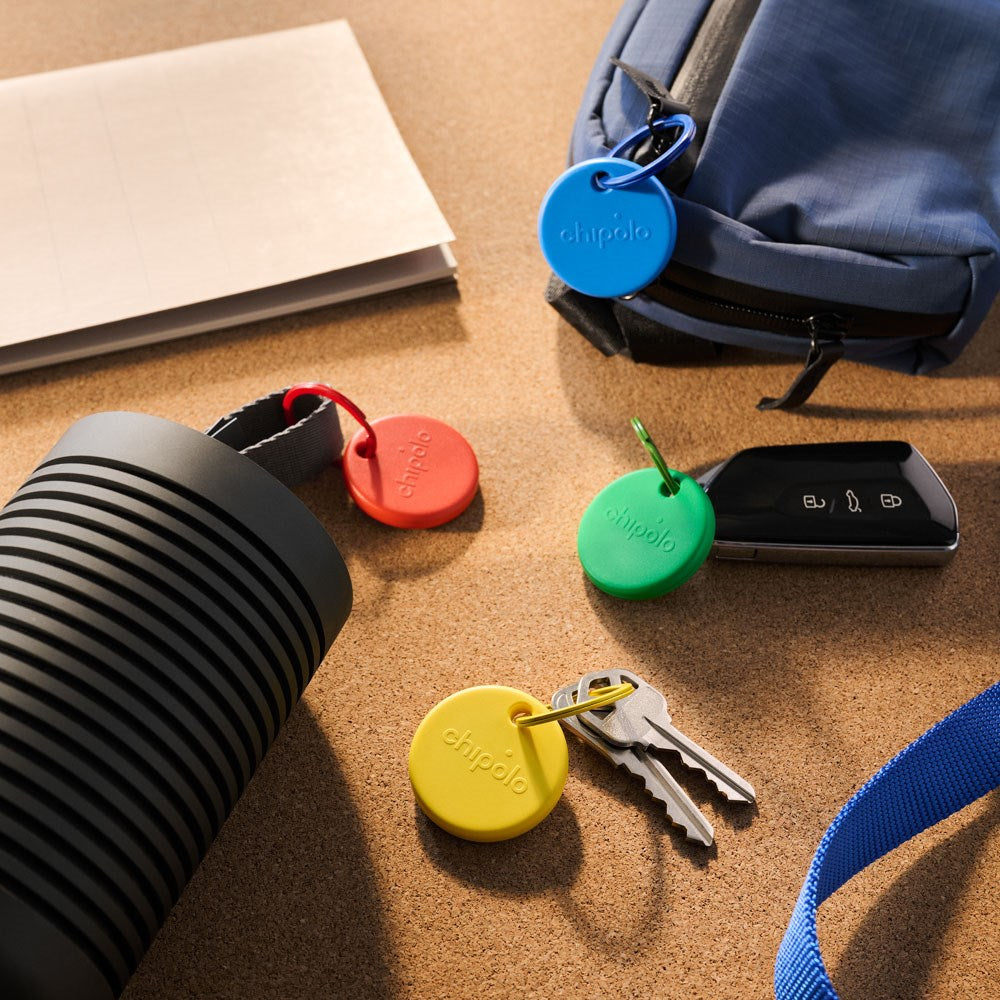 Chipolo POP Bluetooth GPS Tracker - Compatible with Apple Find My & Google's Find My Device - 4 Pcs. - Green / Yellow / Red / Blue