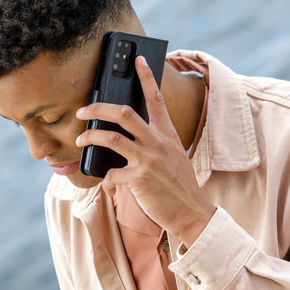 Samsung Galaxy S23+ (Plus) dbramante1928 Lynge Genuine Leather Magnet Flip Case - Black