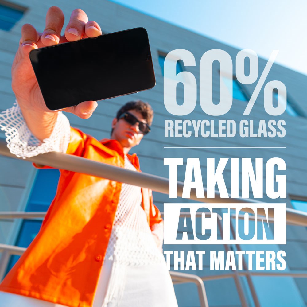 PanzerGlass® Screen Protector - Ultra-Wide Fit for iPhone 16e / 14 / 13 / 13 Pro with EasyAligner - Transparent