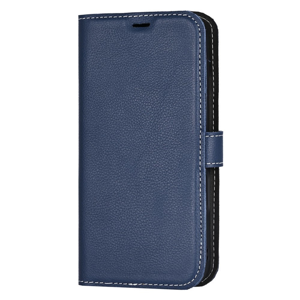 iPhone 16 Essentials 2-in-1 Leather Flip Case - MagSafe Compatible - Blue