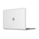 MacBook Air 13 M2/M3 (2022-2024) Tech21 EVO Hardshell Case - Transparent