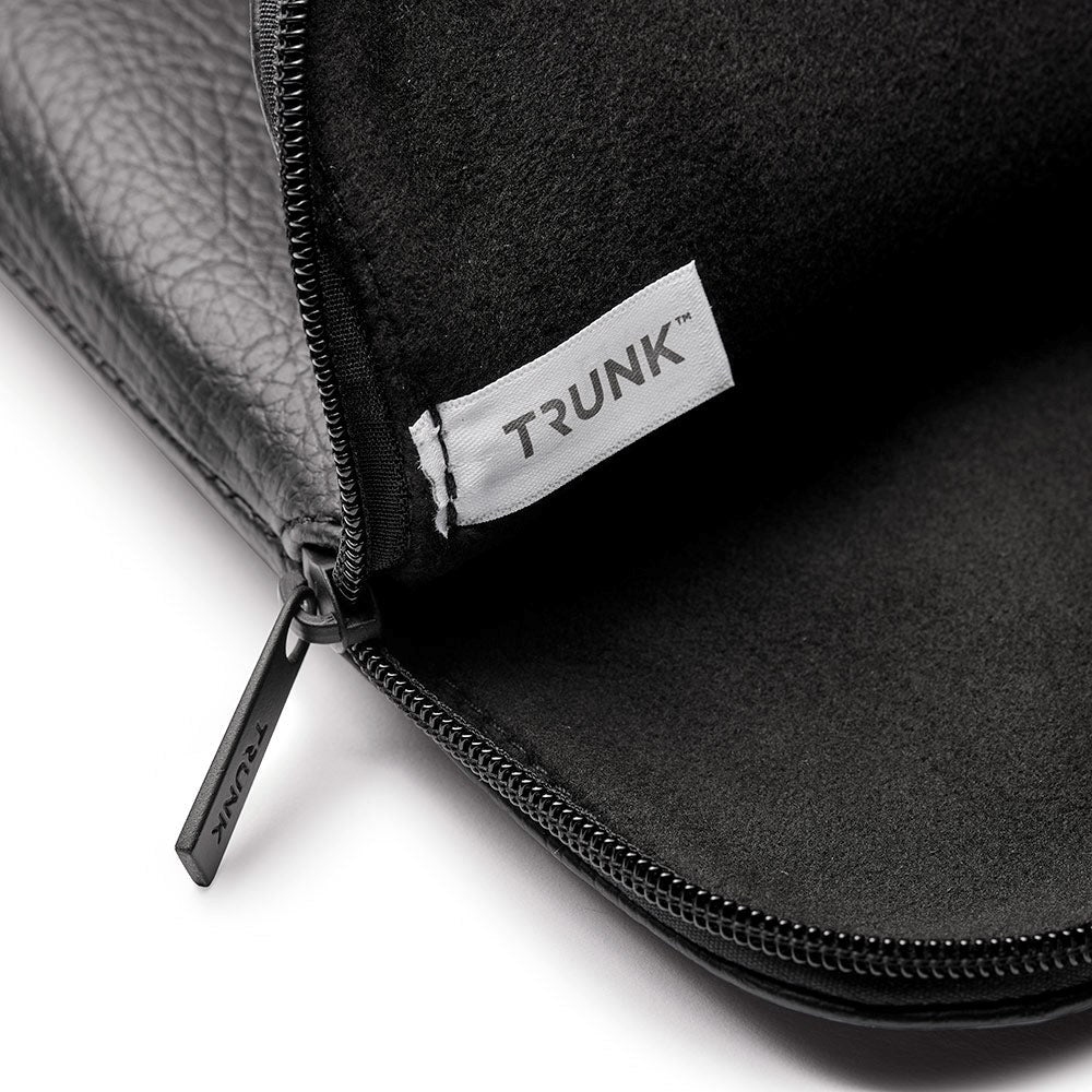 Trunk Vegan Leather Sleeve for Macbook 13" (30,5 x 22 x 2 cm) - Black Apple Peel