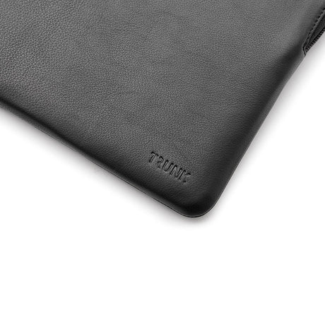 Trunk Genuine Leather Sleeve for MacBook 16" (37 x 26,5 x 2 cm) - Black