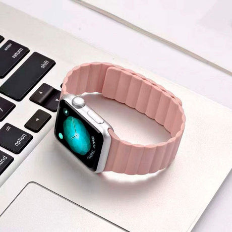 Lippa Apple Watch (42/44/SE/45/46/49mm) Magnetic Silicone Strap - Pink