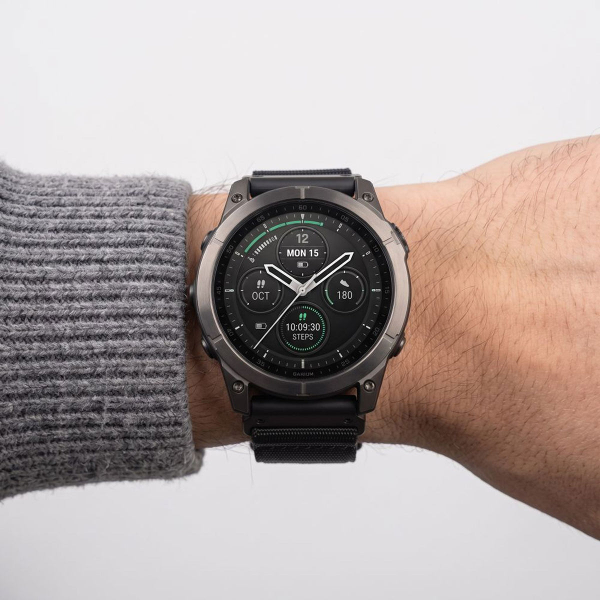 Universal Garmin 22mm QuickFit Tech-Protect Classic Nylon Strap - Black