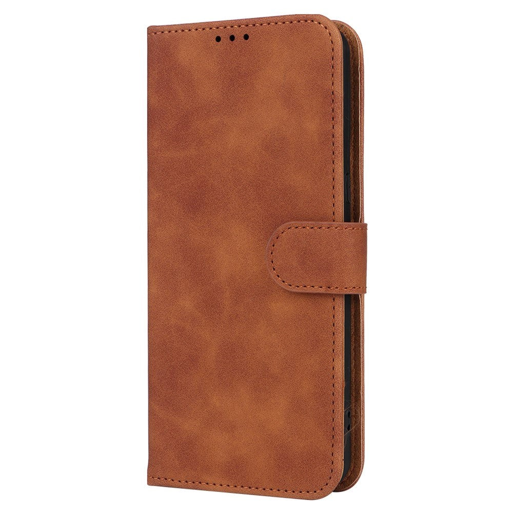 Google Pixel 8 Pro Leather Flip Case with Wallet and Stand Function - Brown