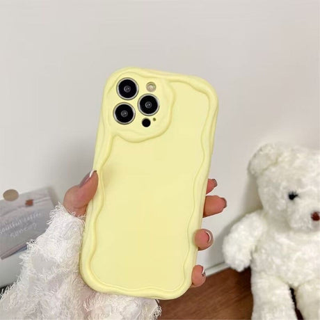 iPhone 15 Pro Flexible Plastic Case w. Wavy Edges - Yellow