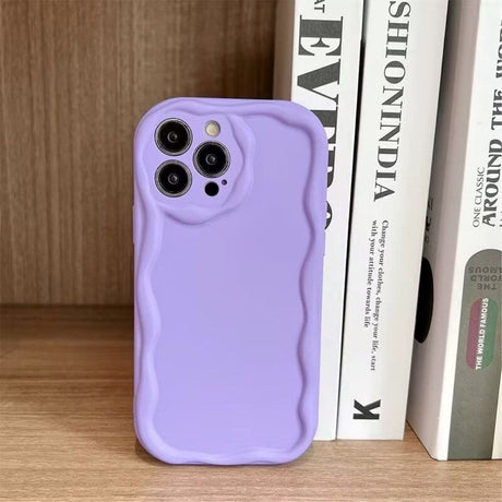 iPhone 15 Pro Flexible Plastic Case w. Wavy Edges - Purple