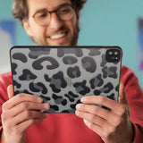 iPad Pro 11" (2022 / 2021 / 2020) Flexible Plastic Case - Matte Transparent / Leopard Dots