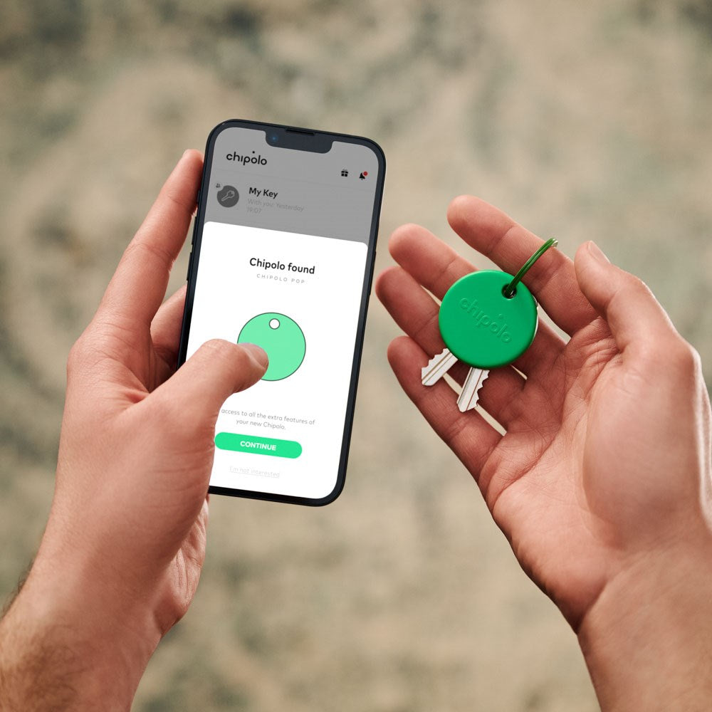 Chipolo POP Bluetooth GPS Tracker - Compatible with Apple Find My & Google's Find My Device - Green