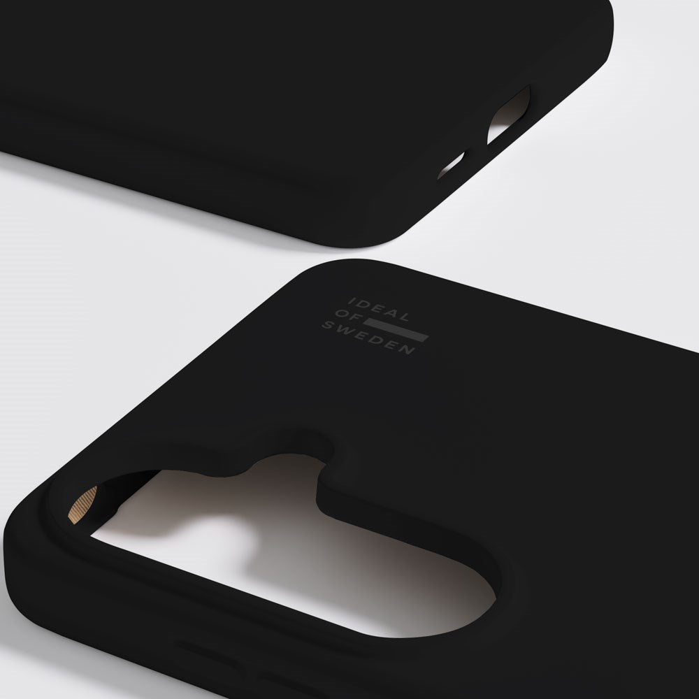 Samsung Galaxy S26+ (Plus) iDeal Of Sweden Silicone Case - Black