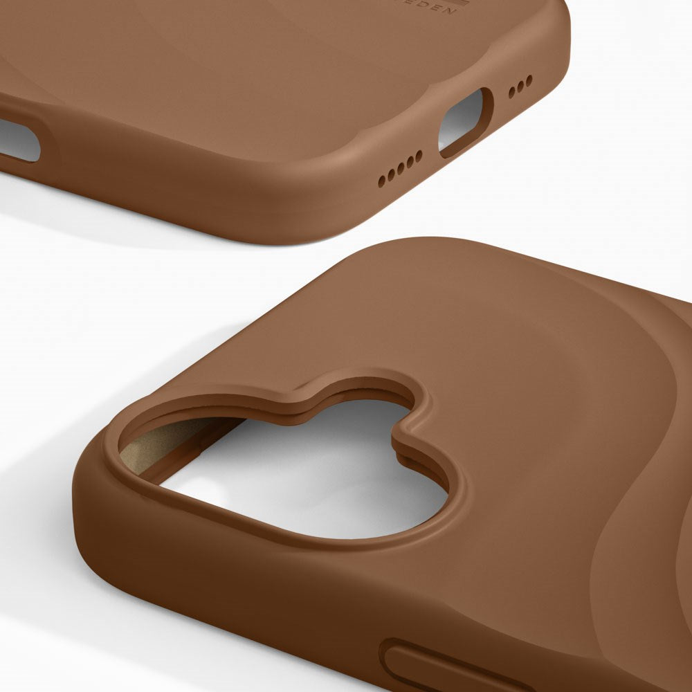 iPhone 16 iDeal of Sweden Soft Swirl Silicone Case - MagSafe Compatible - Salted Caramel