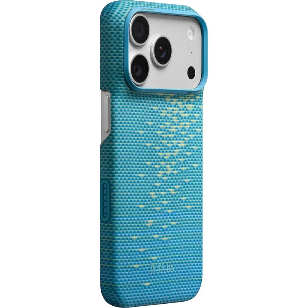 iPhone 18 Pro / 17 Pro Pitaka Edge Case - MagSafe Compatible - Lucid Blue